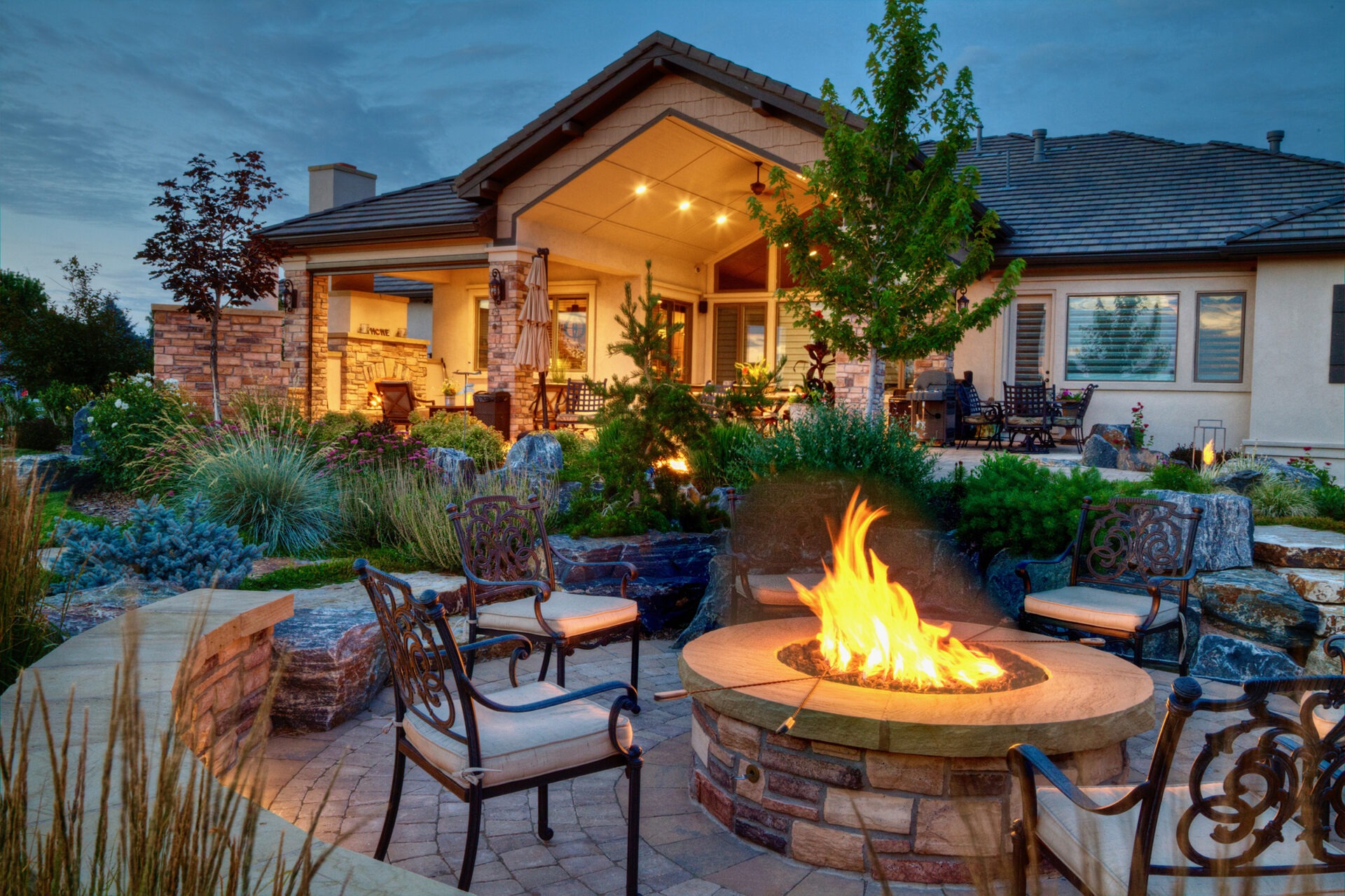 A patio with fire pit 
